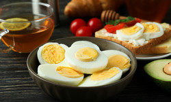 Dlaczego podczas odchudzania warto jeść jajka? [WYJAŚNIAMY] 