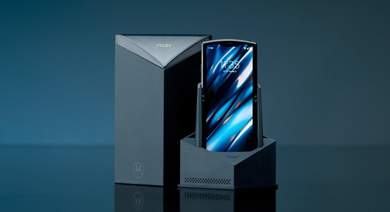 Motorola just announced its stunning new $1,500 Razr foldable ...