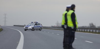 Skoczył z wiaduktu na autostradę. Zginął na miejscu