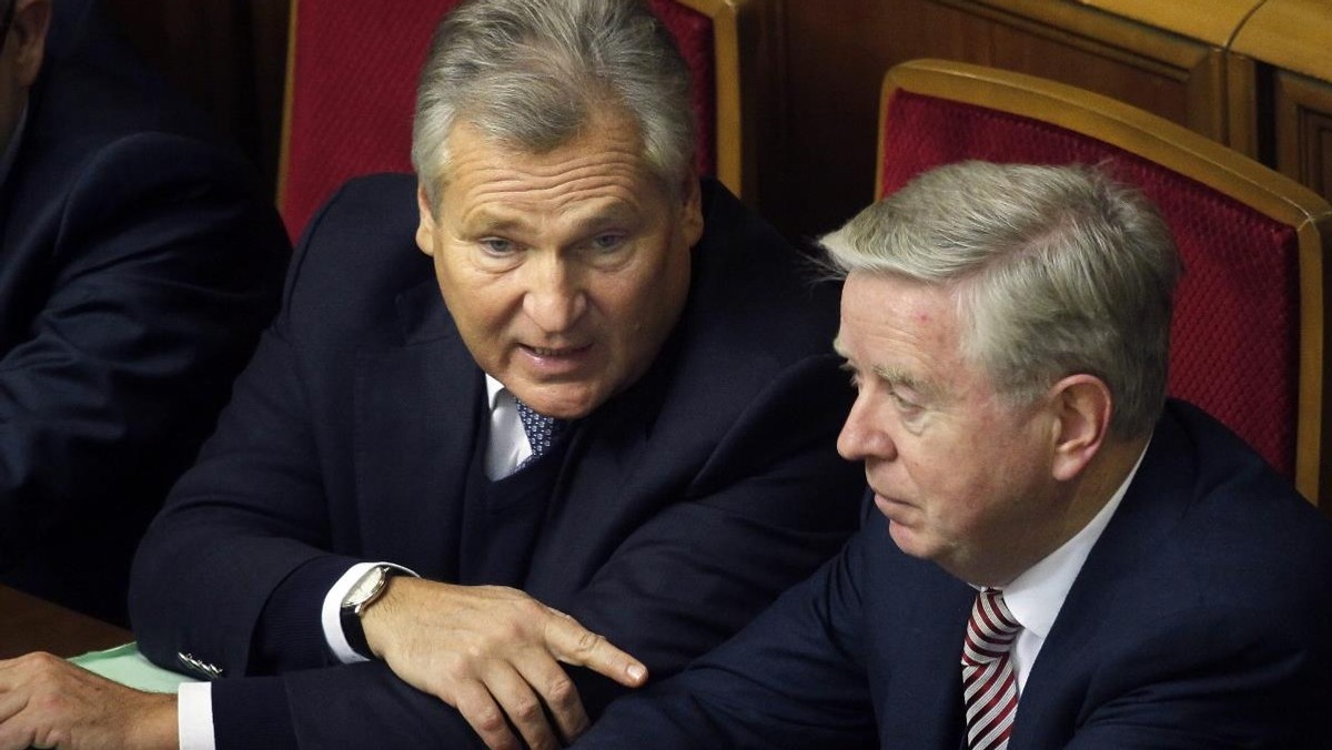 Aleksander Kwaśniewski i Pat Cox