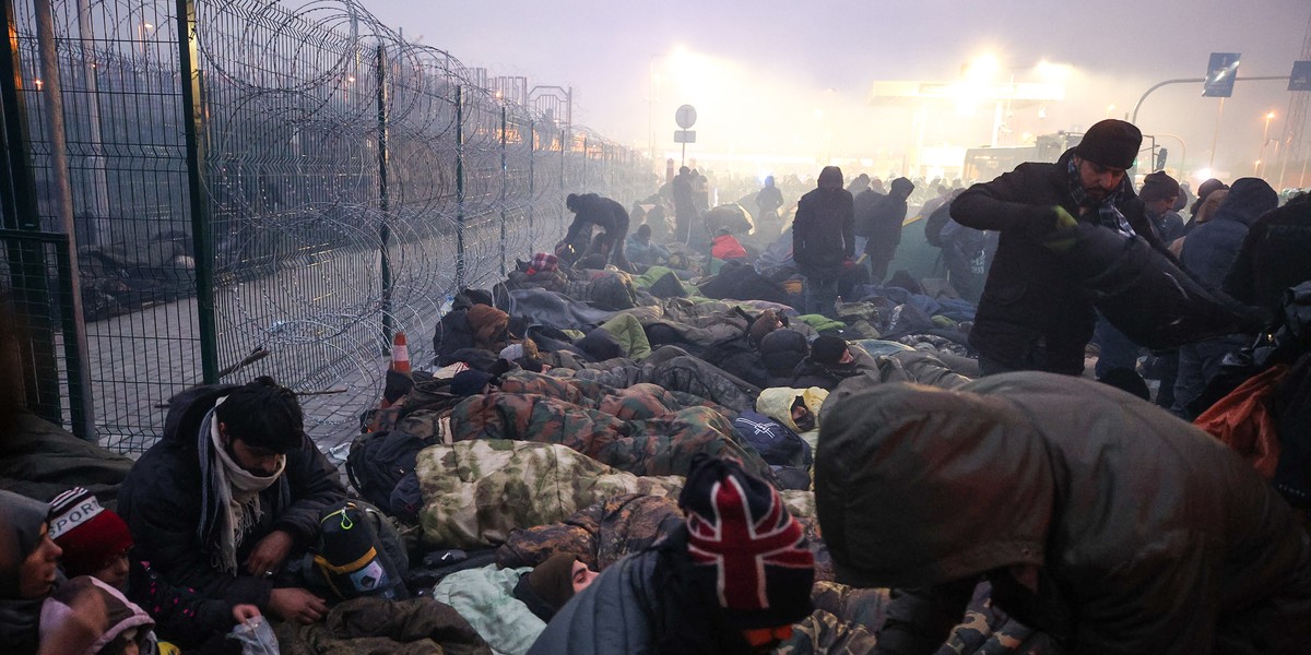 We wtorek odbyła się narada w sprawie sytuacji na granicy z Białorusią z udziałem prezydenta Dudy, premiera Morawieckiego, szefów resortów, służb oraz Sił Zbrojnych. 