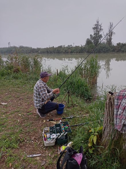 "Mąż to już jest swój, bo częściej tam jeździ"