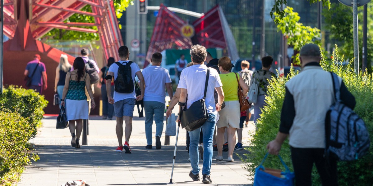 Narodowy Spis Powszechny wkracza w decydującą fazę. Rachmistrzowie odwiedzą Polaków w ich domach.