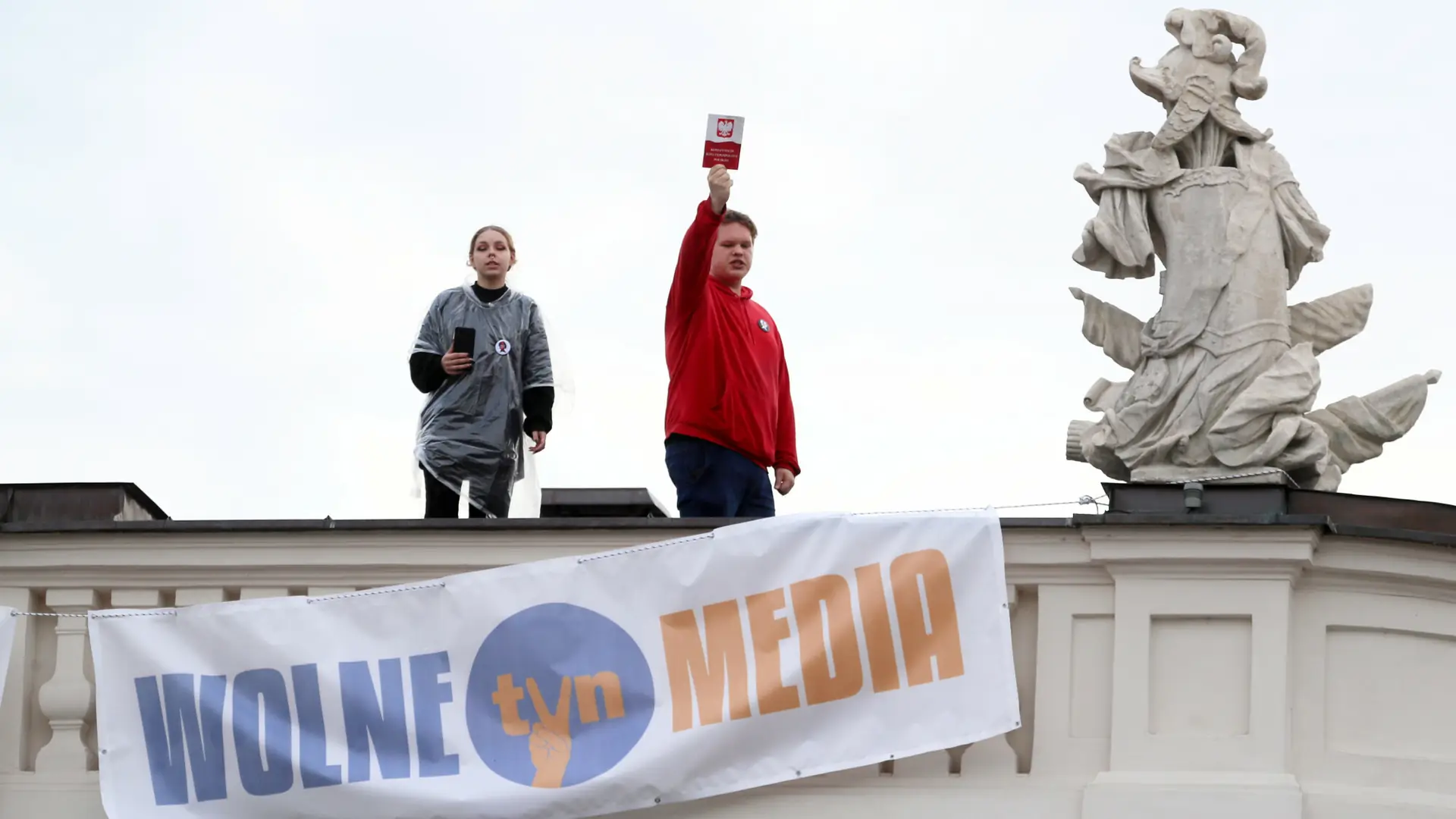 "Bez wolnych mediów walka o prawa człowieka zostanie ograniczona". Pytamy o konsekwencje lex TVN