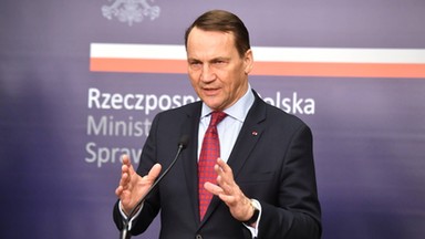 Radosław Sikorski o Rosji. "Musimy mieć na to odpowiedź"