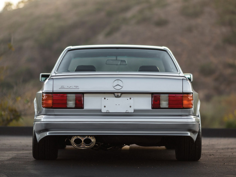 Mercedes-Benz 560 SEC AMG Wide Body 6.0