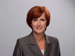 Rafalska: Waloryzacja w 2018 r. wyższa niż zakładano. Najniższa emerytura wzrośnie o 30 zł