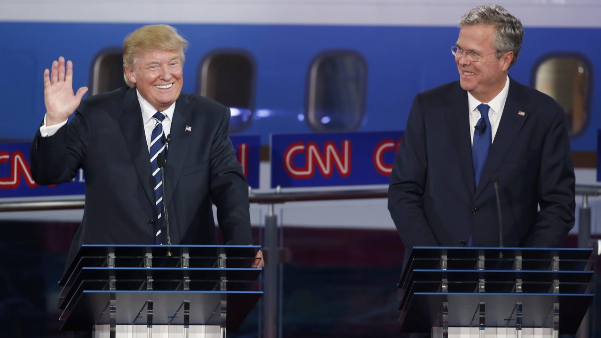 Jeb Bush i Donald Trump podczas debaty 