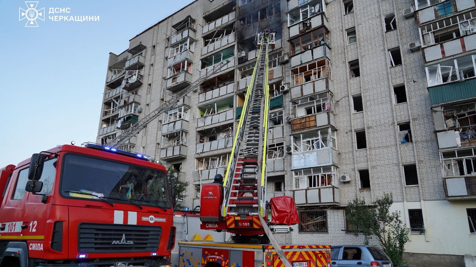 Následky ruského útoku na ukrajinské mesto Smila v Čerkeskej olasti.