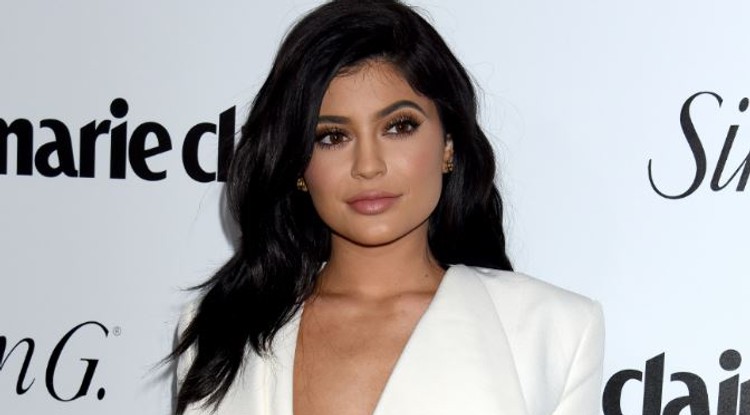 Láttad már Kylie Jenner első Insta-posztját a szülés után? Na, majd most!