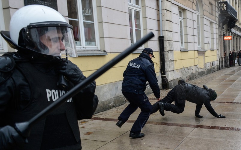 Zamieszki podczas antyfaszystowskiej demonstracji 'Razem przeciwko nacjonalizmowi'