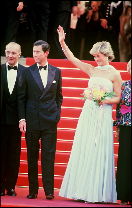 Księżna Diana i król Karol III