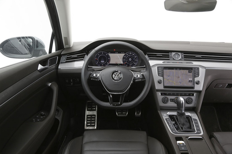 Volkswagen Passat Alltrack - płać i szpanuj na... asfalcie