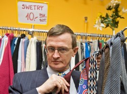 Bogactwo ministra finansów drażni PiS