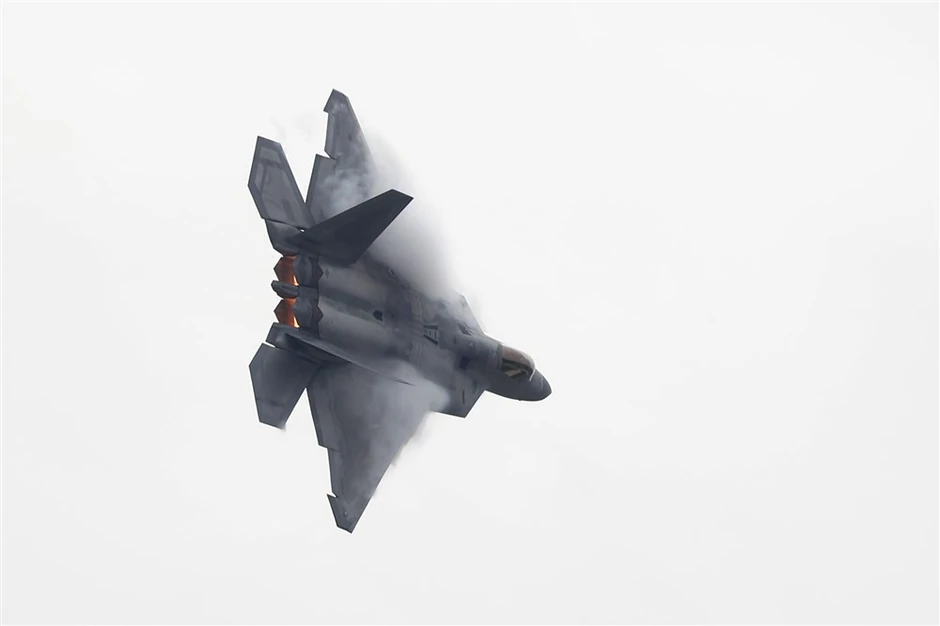 F-22 "raptor"