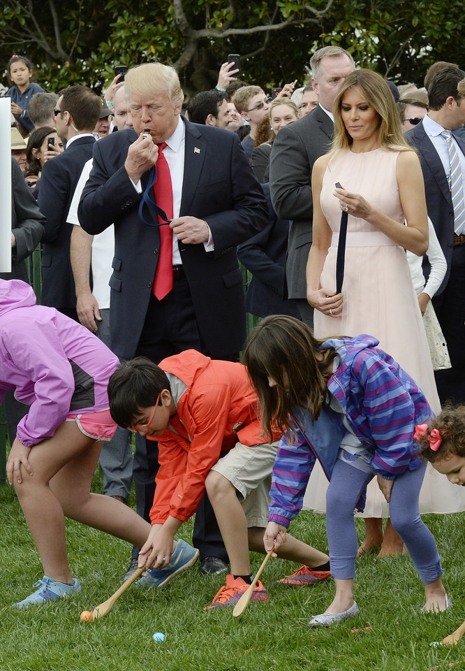 Melania Trump na dorocznym toczeniu jajek w Białym Domu