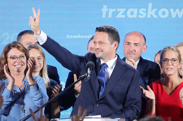 Trzaskowski: Zwracam się do prezydenta Andrzeja Dudy - stańmy do debaty