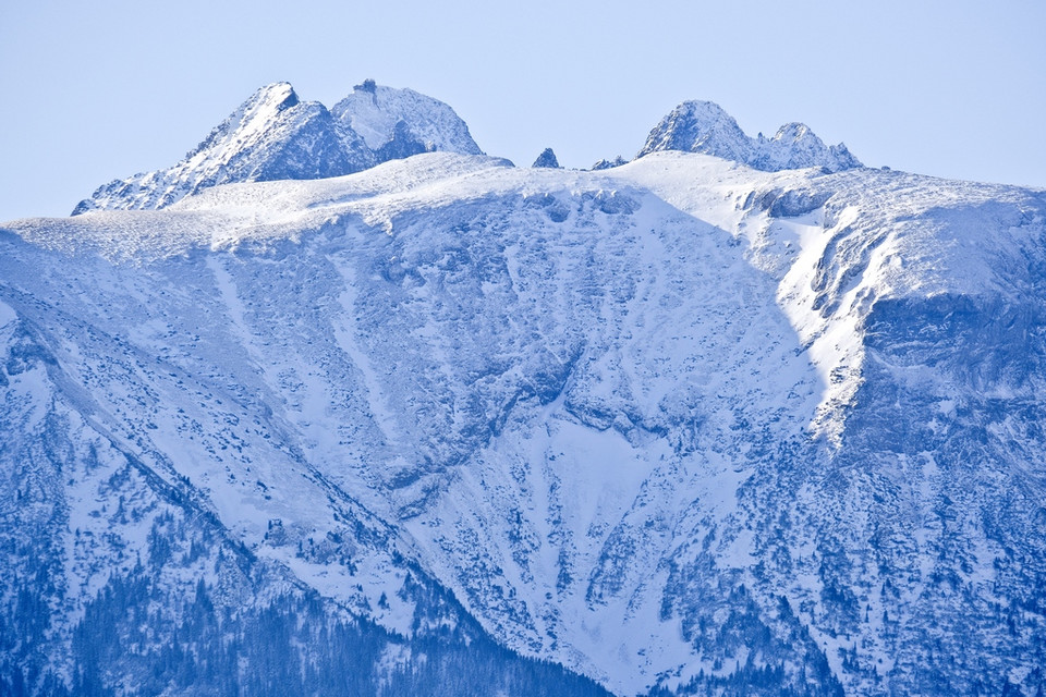 Widok z wieży - Lomnický štít (2 634 m) Łomnica