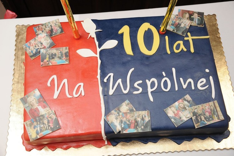 Gwiazdy 'Na Wspólnej' świętowały 10. urodziny serialu [GALERIA]