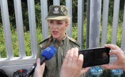 Znany aktor odpowie przed sądem za znieważenie rzeczniczki Straży Granicznej