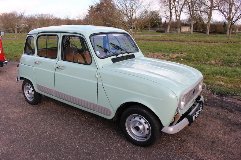 Renault 4