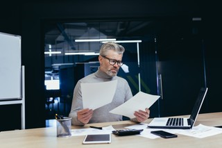 Globalna polityka zmienia doradztwo celne