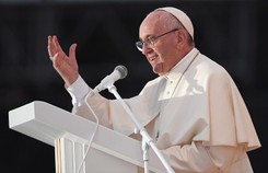 'Jezus nie jest Panem komfortu' i 'Nie mylcie szczęścia z kanapą'. Co papież powiedział młodym w Brzegach? CAŁE WYSTĄPIENIE