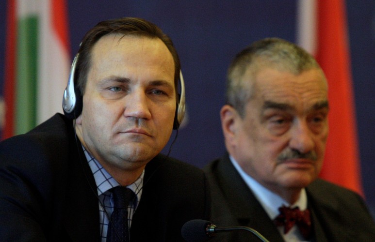 Radosław Sikorski i jego śmieszne miny