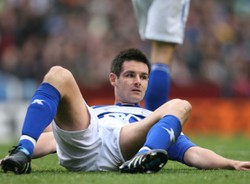 Piłkarz poważnie uszkodził sobie... członka. Czeka go operacja