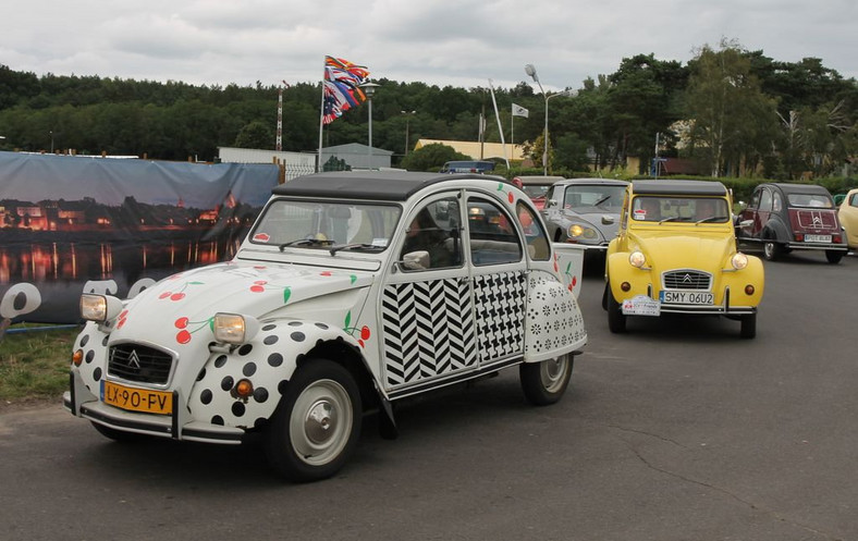 21. Światowy Zlot Miłośników Citroëna 2CV Toruń 2015