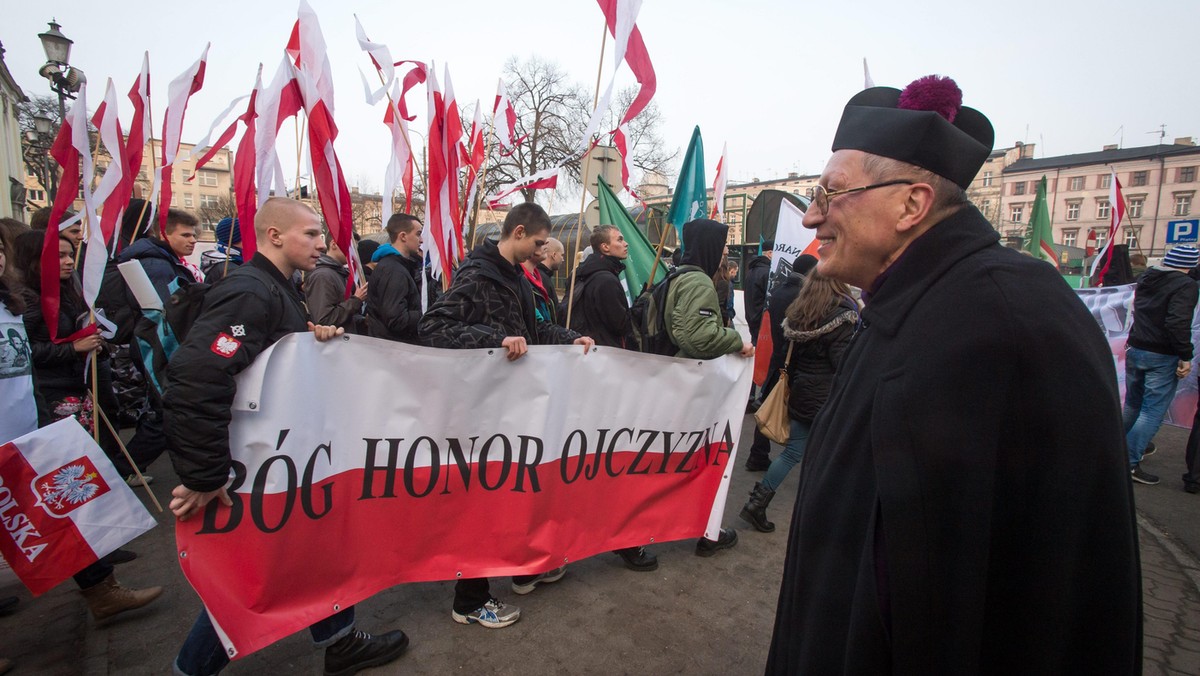 nacjonalizm ksiądz roman kneblewski