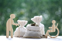 Osoby niepełnosprawne nie stracą świadczeń przez długie oczekiwanie na decyzje [ZMIANA 2025]