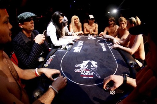 GERMANY - STRIP - POKER - CHAMPIONSHIP - OFFBEAT