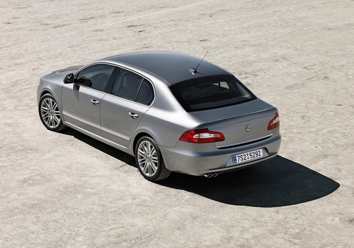 Nowy model ma ponad 4,84 m długości i 1,8 m szerokości