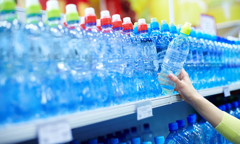 Plastik BPA może być niebezpieczny dla zdrowia. Zobacz, jak go skutecznie unikać! 