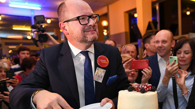 Adamowicz poniżył i naruszył nietykalność cielesną działacza MW