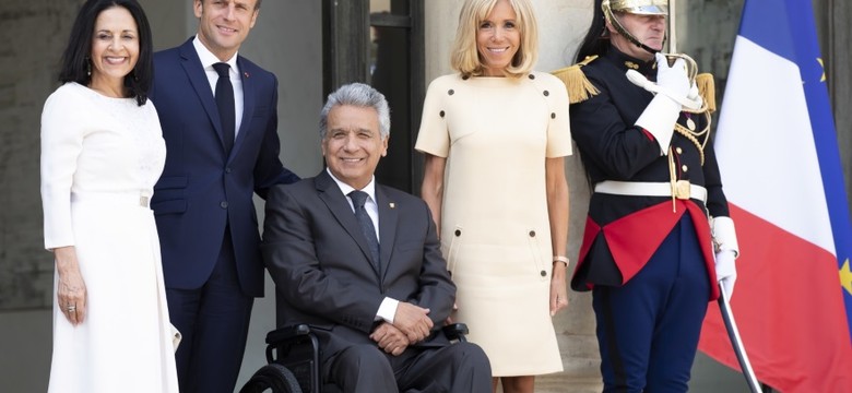 Brigitte Macron nie dała rady wyglądać lepiej od swojej równolatki. Zachwycający look prezydentowej Ekwadoru! FOTO