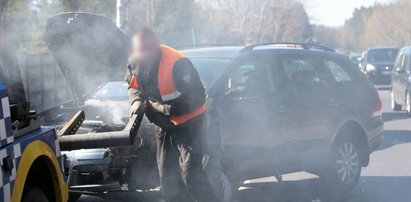 Wypadek 76-latka na "trasie śmierci". Samochód spłonął