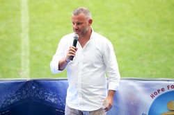 Tomasz Kłos: Reprezentacja to nie jest poligon doświadczalny