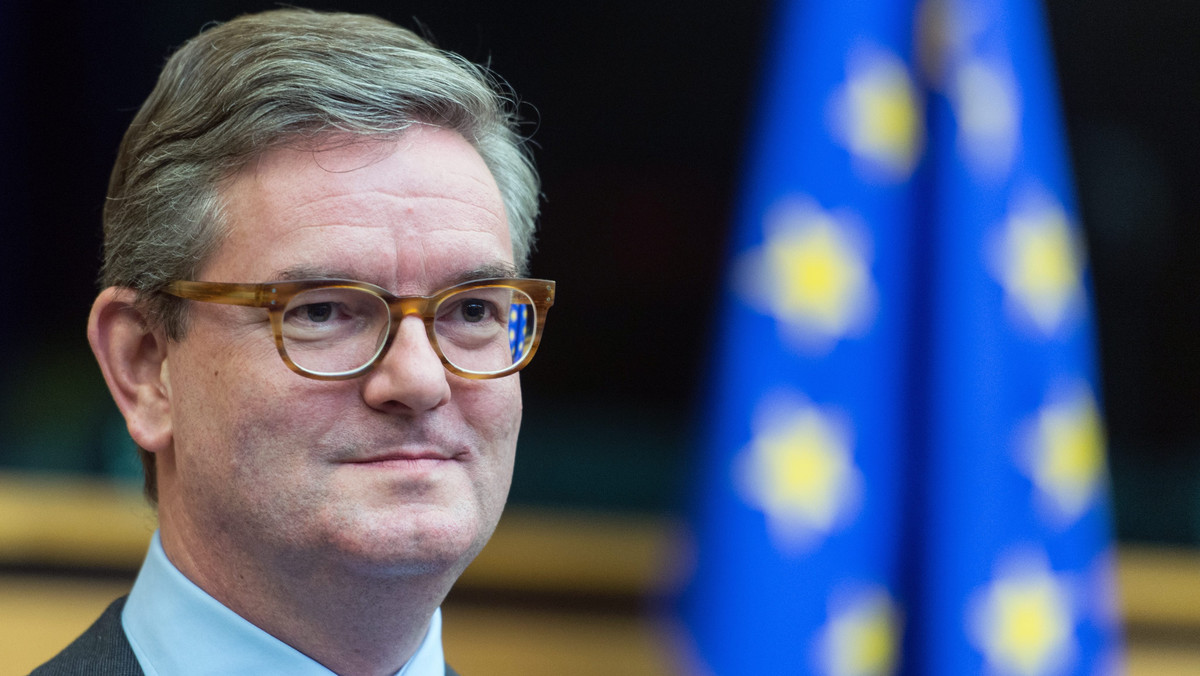 Brytyjski kandydat na komisarza UE Julian King dostał pozytywną opinię od komisji europarlamentu ds. wolności obywatelskich - poinformował dzisiaj w Strasburgu jej przewodniczący, brytyjski europoseł Claude Moraes.