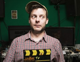 Mikołaj Janusz: Jeżeli ktoś sobie kpi z mniejszości seksualnych, to musi być faszystą [WYWIAD]