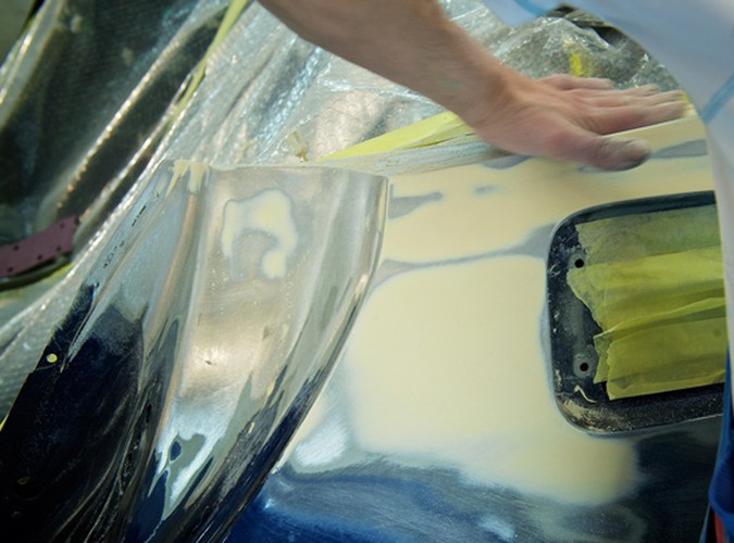 Specjalnie przygotowana 'otwarta' wersja Lexusa LS 600h L będzie oficjalnym królewskim pojazdem nowożeńców podczas ceremonii zaślubin jego wysokości księcia Monako Alberta II z panną Charlene Wittstock, która odbędzie się w sobotę, 2 lipca 2011 r.