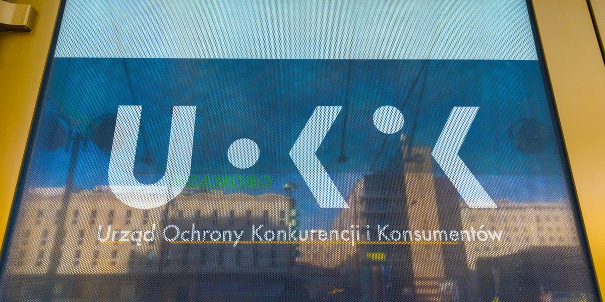 "Niepokojące jest to, że do tej pory realizowana jest budowa tylko jednego akademika. W rzeczywistości może być tak, że wpłaty konsumentów finansują działalność firm z grupy Gent Holding" – mówi prezes UOKiK Marek Niechciał. 