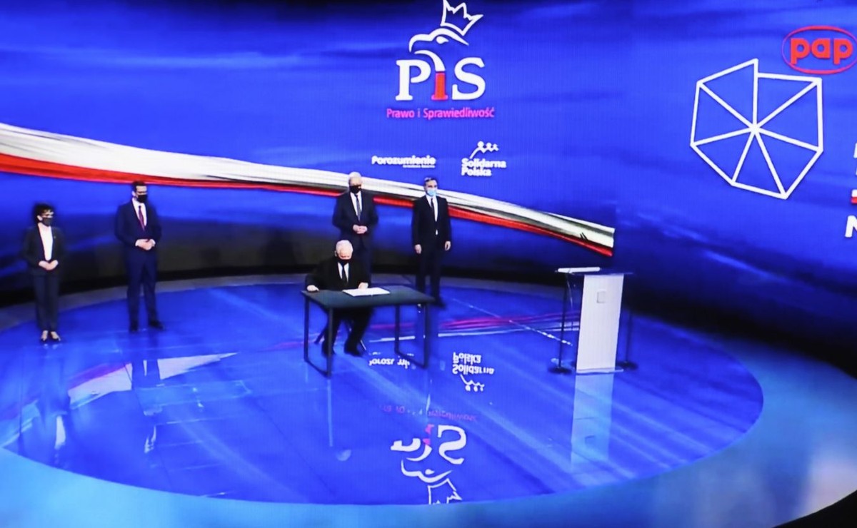 Liderzy Zjednoczonej Prawicy podpisali deklarację programową Polski Ład