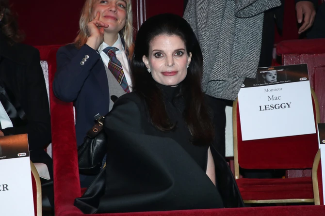 Atina Onazis na Nedelji mode u Parizu