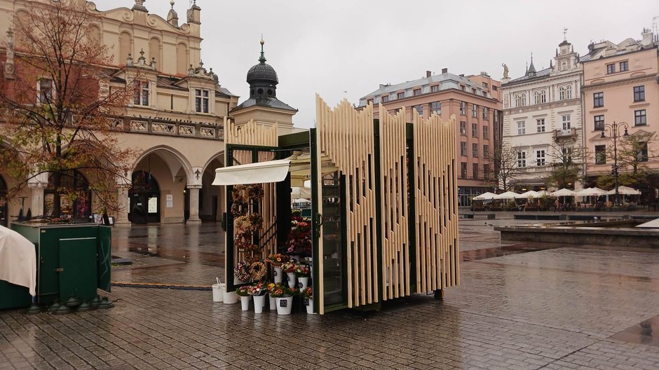 Nowe stoisko krakowskich kwiaciarek