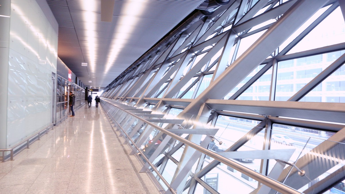 KRAKÓW BALICE LOTNISKO REMONT ZAKOŃCZENIE (terminal)