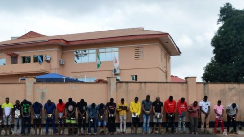 An illustrative photo of suspected Yahoo Boys arrested by the EFCC (Punch)