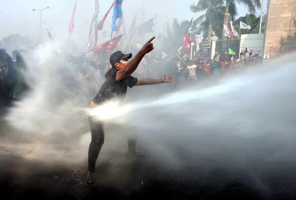 INDONEZJA PROTEST PRZECIWKO CENOM PALIW