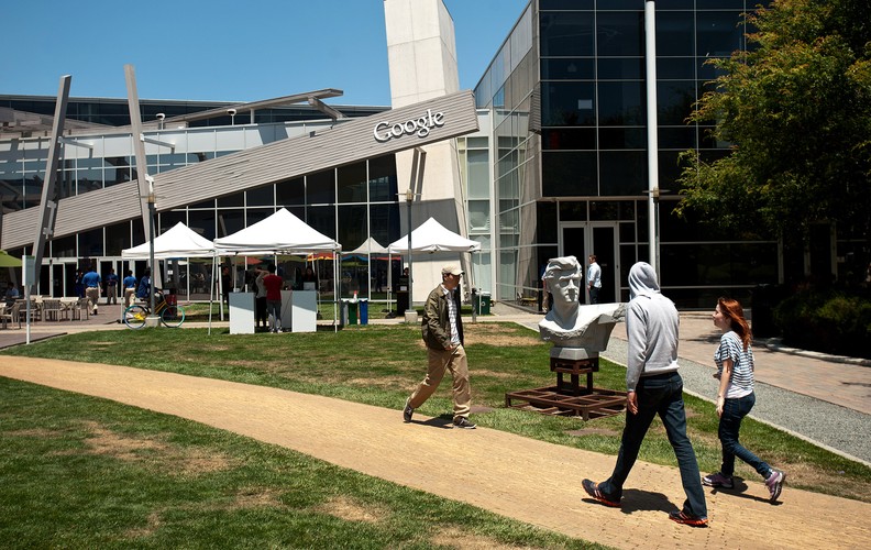 W Mountain View swoją siedzibę ma Google (tzw. Googleplex). Na zdjęciu: Siedziba Google